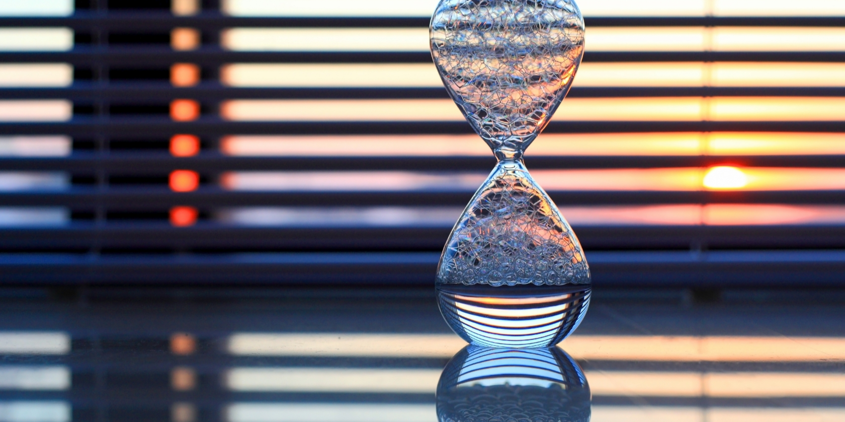 「2024-06-02」Time cures all things.美图壁纸