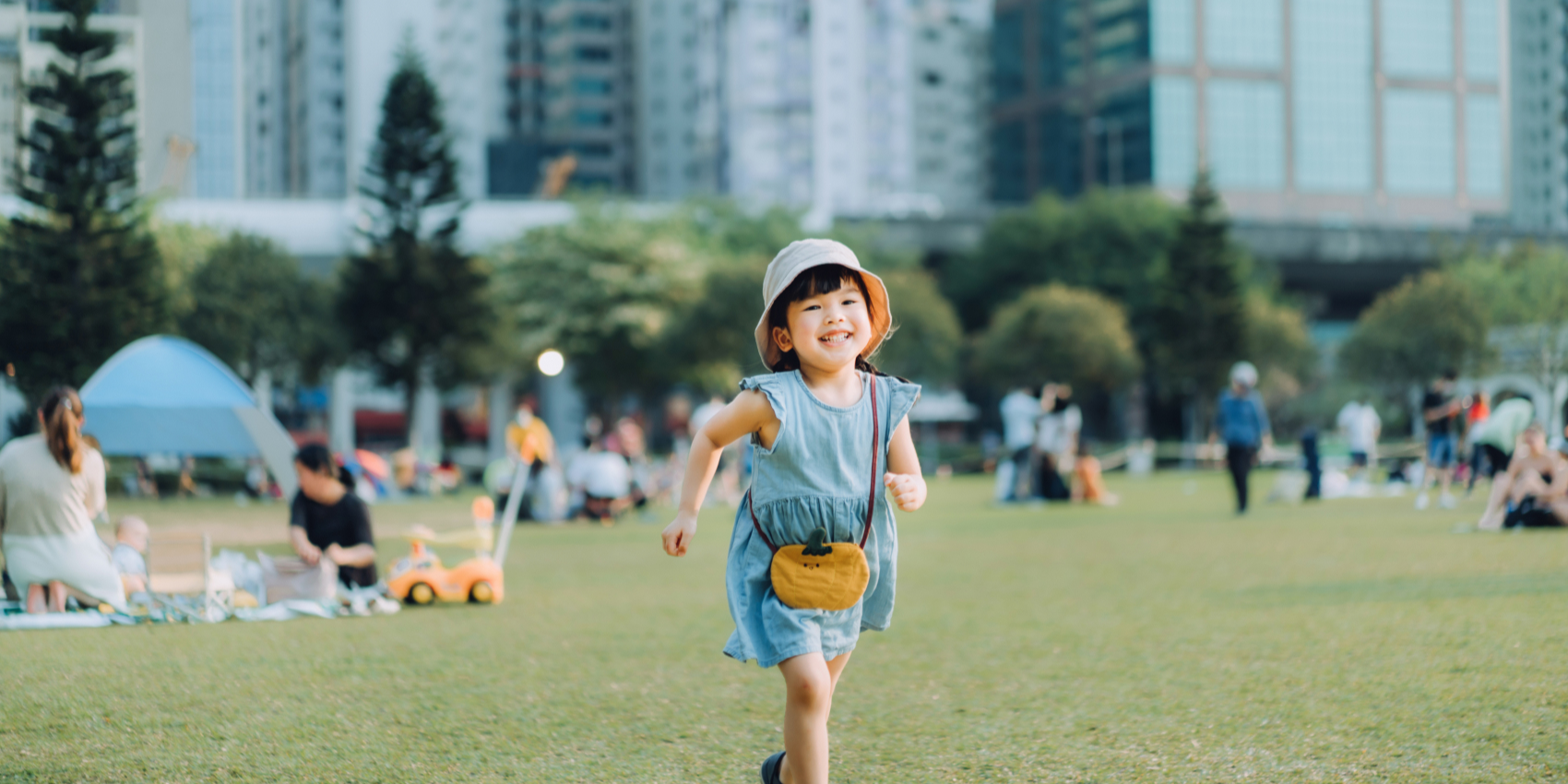「2024-08-14」Success is not the key to happiness. Happiness is the key to success. — Albert Schweitzer美图壁纸