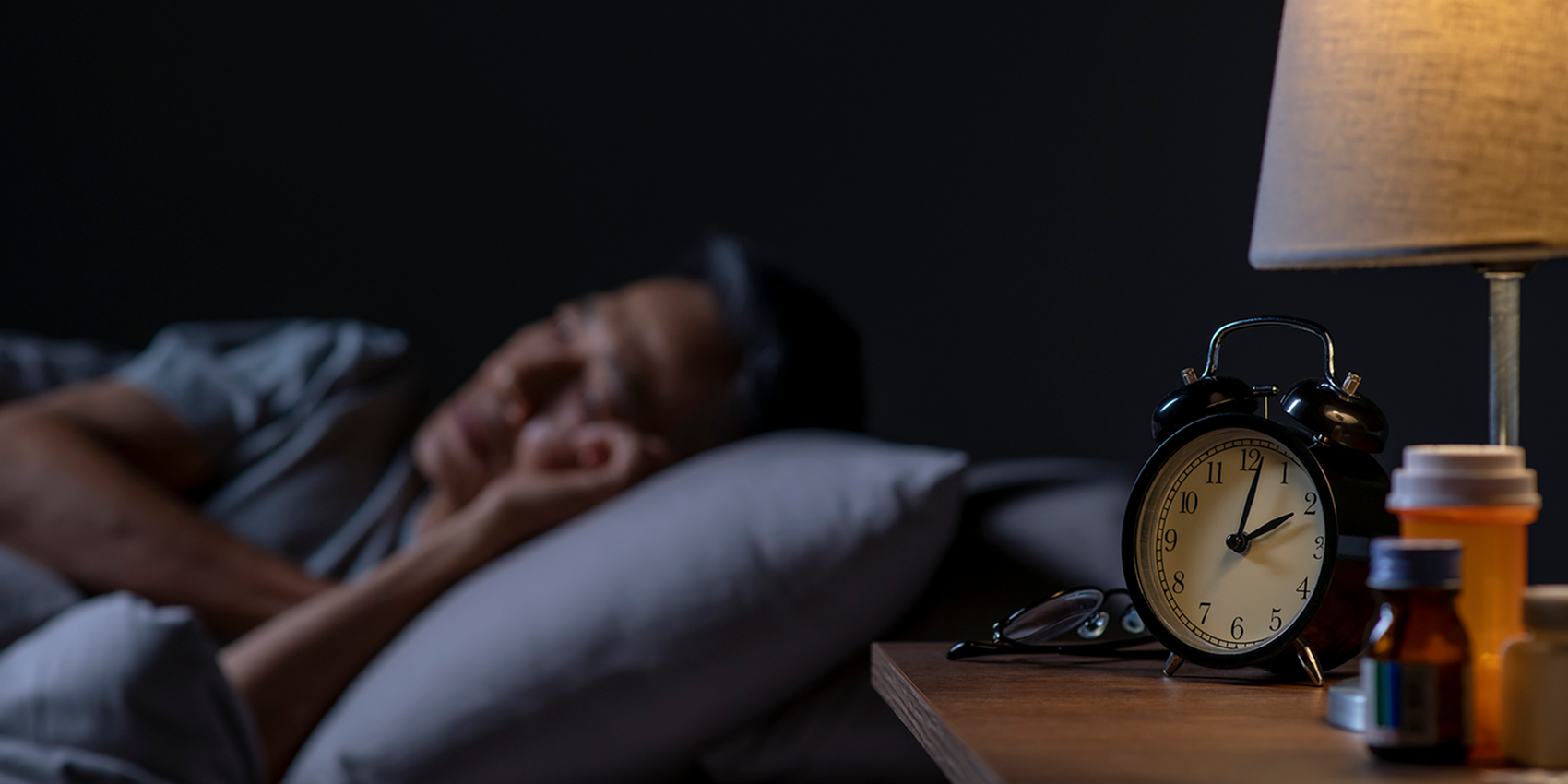 「2025-11-02」Feel weary? Find a place to rest.美图壁纸